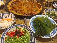 -旧街市鲜货老火锅(大光路店)