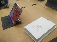 -Apple零售店(新街口店)
