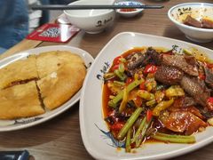 -肖四女乐山跷脚牛肉(世博源店)