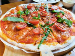 玛格丽特披萨-COMMUNE幻师(上邦百汇城店)