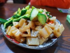 -内蒙焖面大盆骨餐馆(山大路店)
