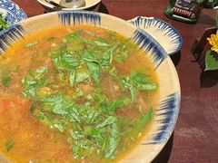 -Cuc Gach Quan Restaurant