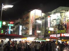 -六合夜市