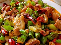火爆肥肠-豆腐脑花