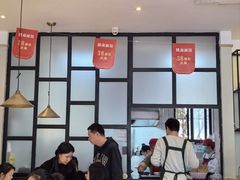 -镇南锅盖面馆(解放路店)