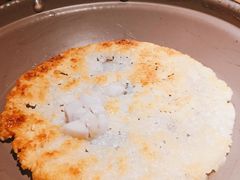 罐罐牛腩底下铺一层饭锅巴-吃饭皇帝大(合生汇店)