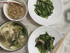 -苏州雏渐肥月嫂