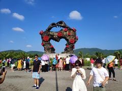 -亚龙湾国际玫瑰谷