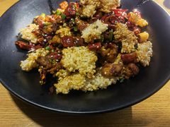 锅巴辣子鸡-山丹丹西北菜(金贸大厦店)