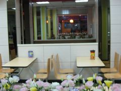 -亮亮面馆(经六路店)