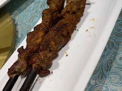 戈壁滩红柳烤肉-巴扎美食·新疆菜·西域歌舞表演餐厅(新疆大厦店)