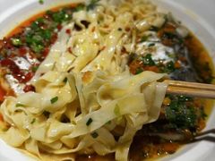 -小三峡食府(西五路店)