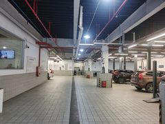 -杭州中沃沃尔沃4S店(滨江区店)