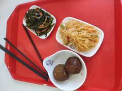 -京穆兰兰州牛肉面·清真(盛龙广场店)