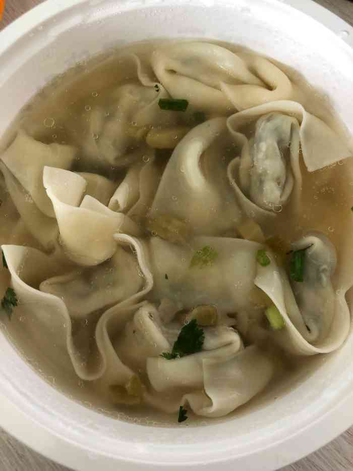 吉祥馄饨(万嘉生活广场店)-"实在想不到吃什么万嘉一楼正好看到这家店