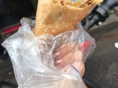 -正宗杂粮煎饼香软鸡蛋饼