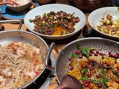 -吃饭皇帝大土家民族菜(正大广场店)