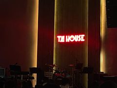 -TZ House音乐现场(来福士中心店)