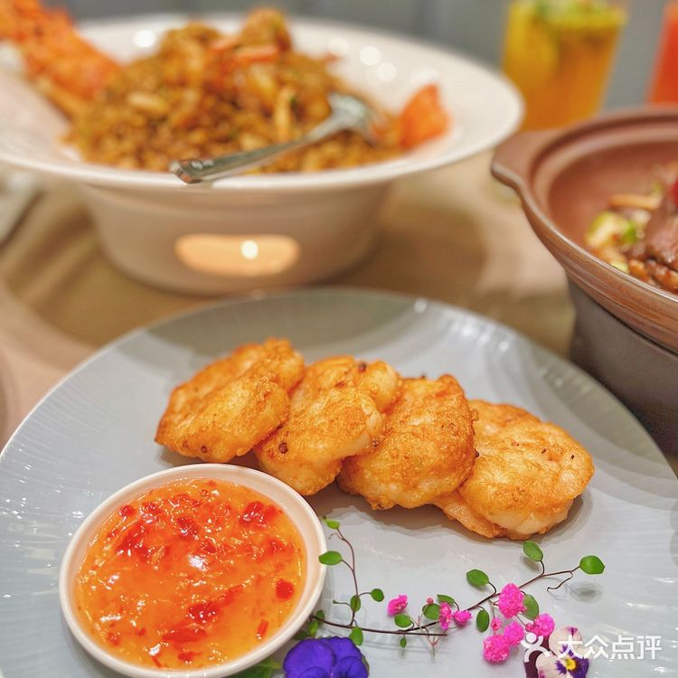 ⭕️杭州探店|风靡上海14年的轻奢粤菜餐厅杭州首店登陆奥体