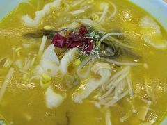 -酸小七(国华广场店)