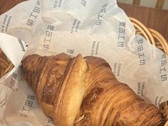 羊角面包-麦田工坊(月湖店)