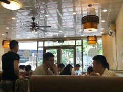 大堂-伊鼎牛肉面(潍坊路店)