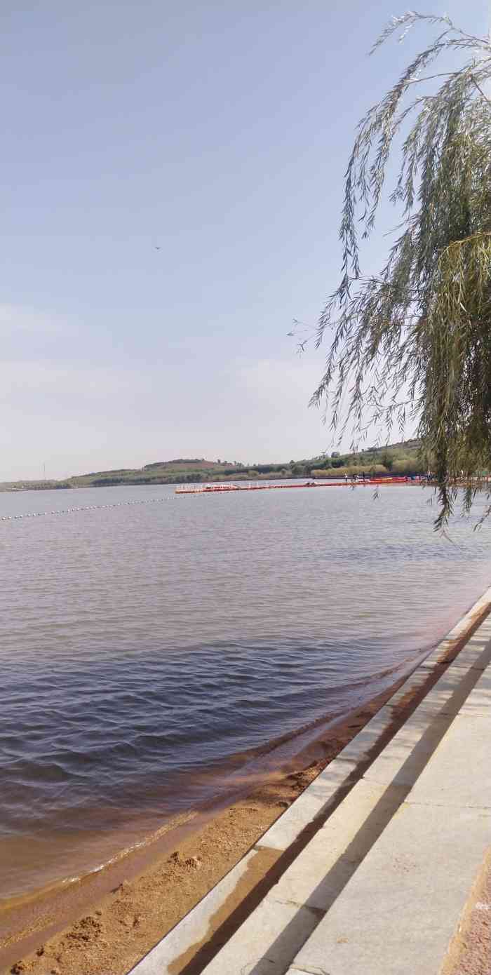 沈阳财湖旅游度假区-"财湖9595,在法库203国道村子里边过.