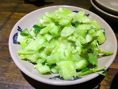 素拍黄瓜-辣盆盆麻辣小龙虾(哈尔滨总店)