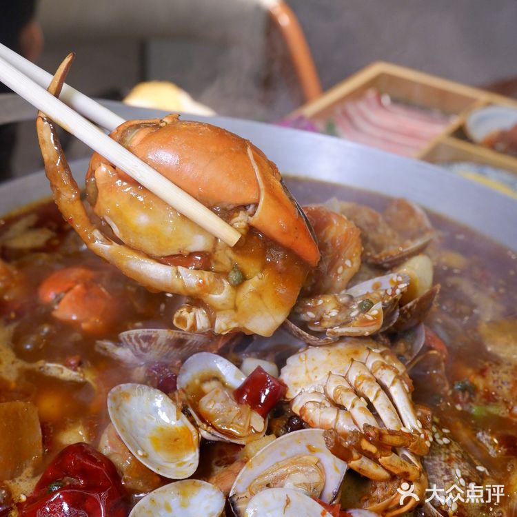 火遍深圳的麻辣海鲜火锅，武汉也有❗ ❗❗
