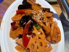 -山河屯铁锅炖·非遗东北菜(南山店)