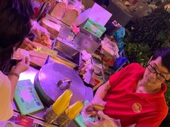 -詹爷爷乌节路街头冰淇淋