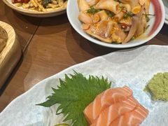 -8PINTS八品脱·日料·烧鸟·精酿小酒馆(莘庄店)