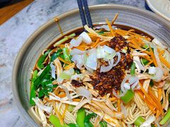 -宣威山野人家·云南菜·菌火锅(金碧店)