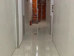 -美立方自助仓迷你小仓库(太阳宫凯德店)