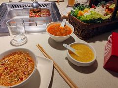 -海底捞火锅鲜切牛肉主题店(长寿路店)