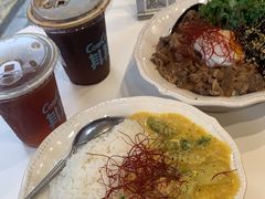 -CowCow其其·牛杂咖啡公司(六运店)