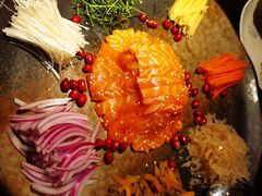 黑松露捞起三文鱼-小炳胜(卓悦中心店)