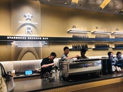 -星巴克臻选(上海合生汇1F店)
