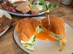 牛油果鸡蛋三明治-RAC BAR(安福路店)