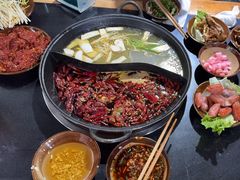 -重庆故事姊妹老火锅(财经学院店)
