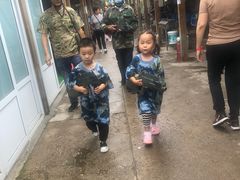 -亲兄弟真人CS团建拓展基地