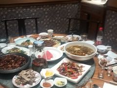 -天山集市(和家乐广场店)