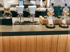 -星巴克臻选(嘉兴海宁银泰城店)