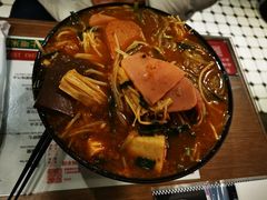 -肥汁米蘭香港米线(定西路店)