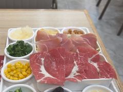 -花馬肆.云南过桥米线(汉神购物广场现场熬汤店)