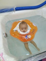 -子木乐园婴儿游泳馆(水晶港店)