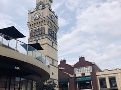 -王府井奥莱临潼小镇(临潼店)