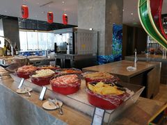 自助取餐区-武汉世茂希尔顿酒店·汇·全日餐厅