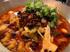 -川流不息·地道川菜·小龙虾(新松江路店)
