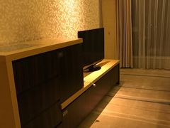 -广州花都皇冠假日酒店